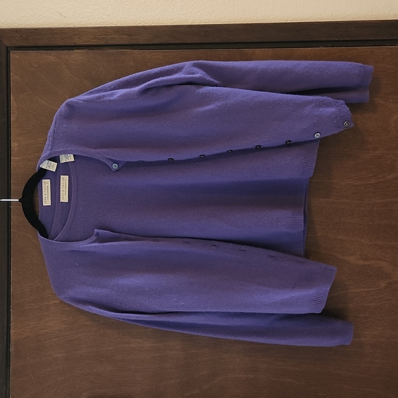 Lord & Taylor Sweaters - Lord & Taylor cashmere sweater